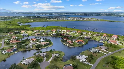 6165 9TH Avenue Circle NE Bradenton FL 34212