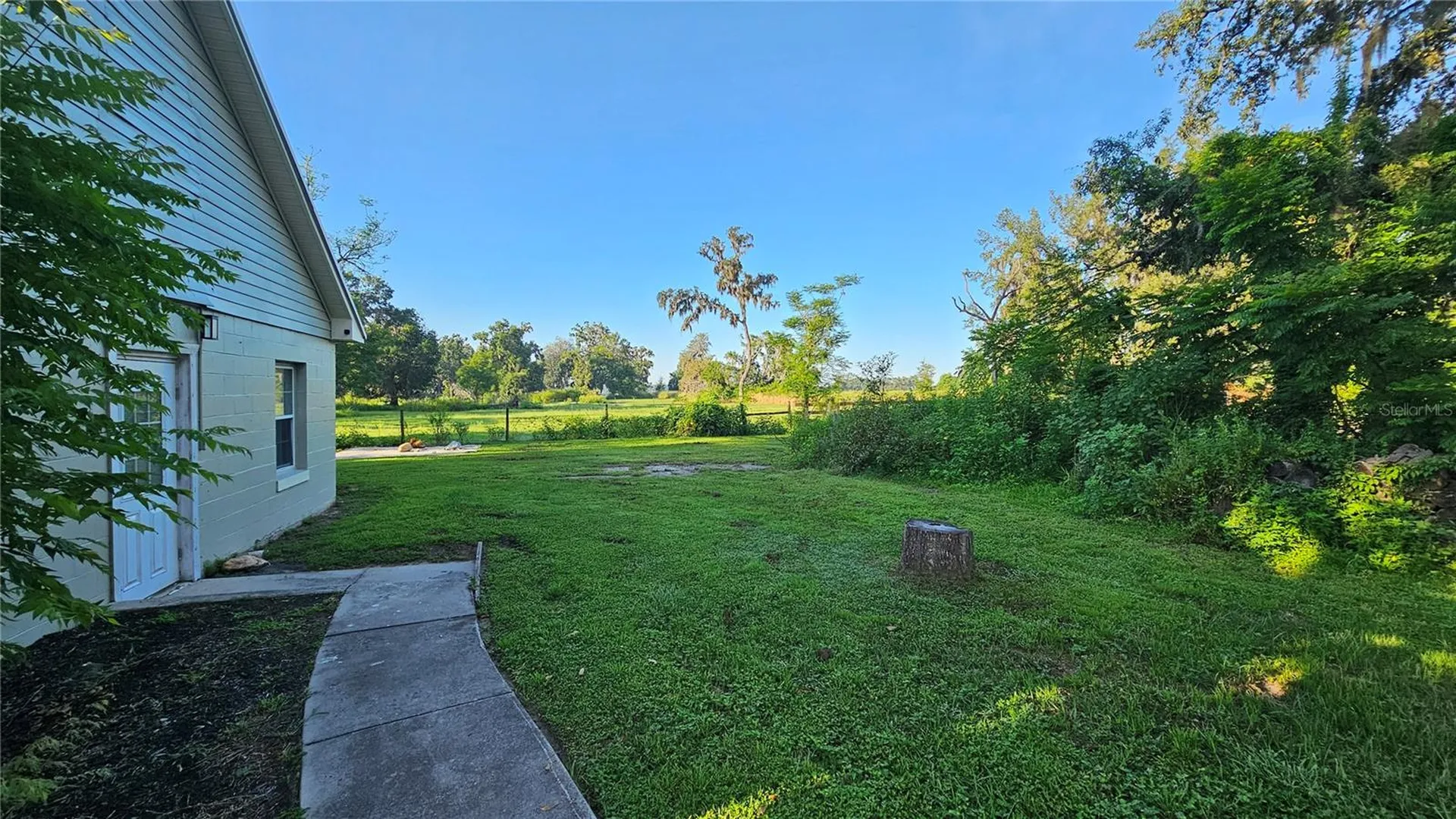 13603 E 92 Highway Dover FL 33527