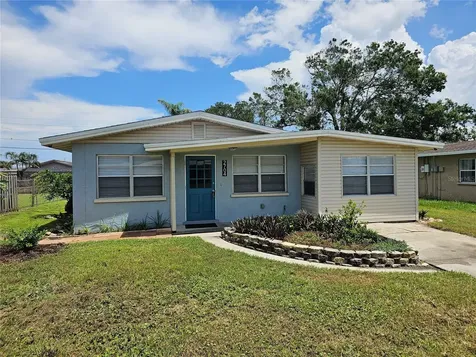 2704 12th Street W Palmetto FL 34221
