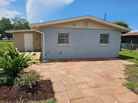 2704 12th Street W Palmetto FL 34221