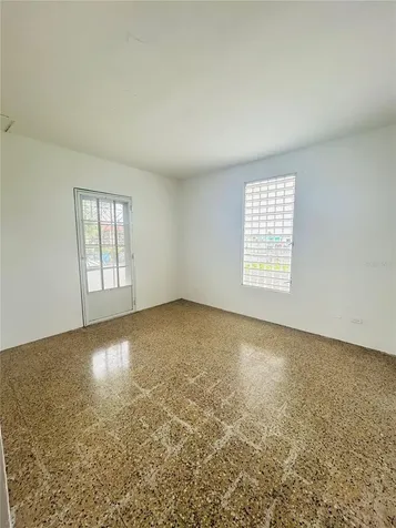 Z2 Dragon Street Urb Lomas Verdes Bayamon PR 00956