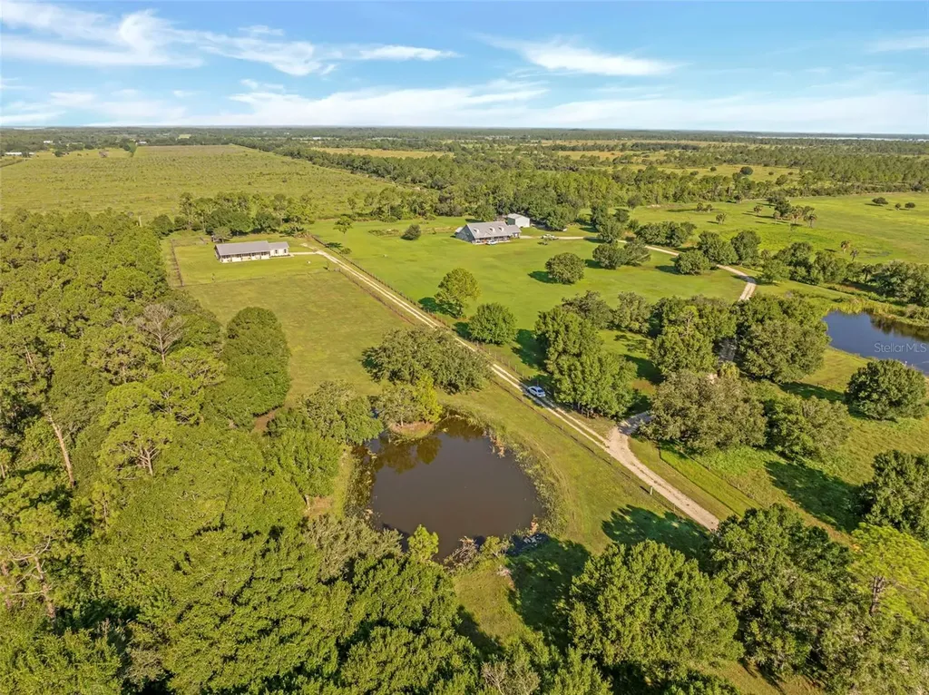 99 Trader Road Labelle FL 33935