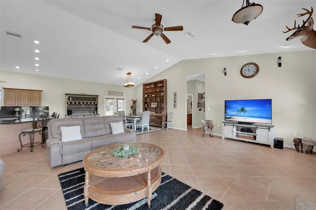99 Trader Road Labelle FL 33935