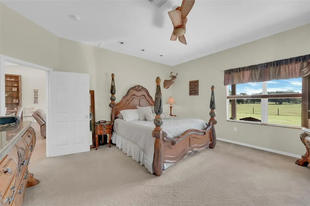 99 Trader Road Labelle FL 33935