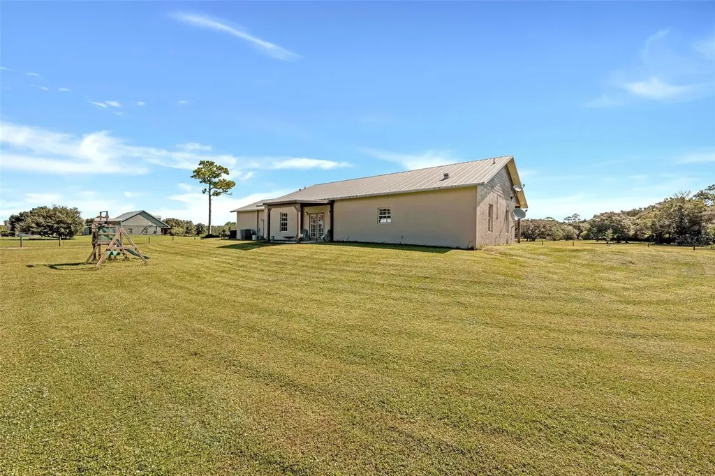 99 Trader Road Labelle FL 33935