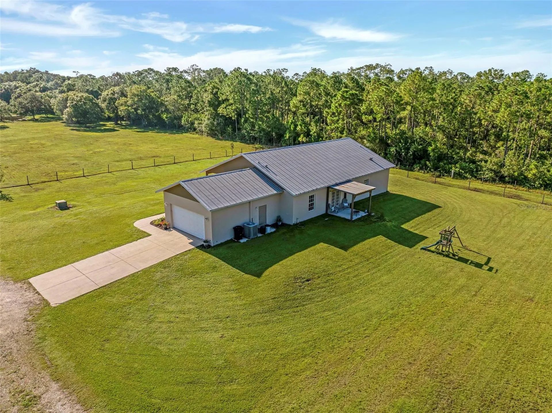 99 Trader Road Labelle FL 33935