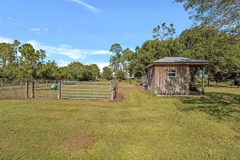 99 Trader Road Labelle FL 33935