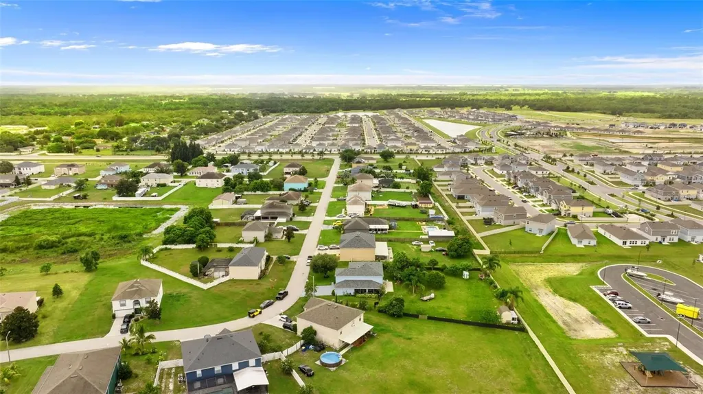 132 Vista View Avenue Eagle Lake FL 33839