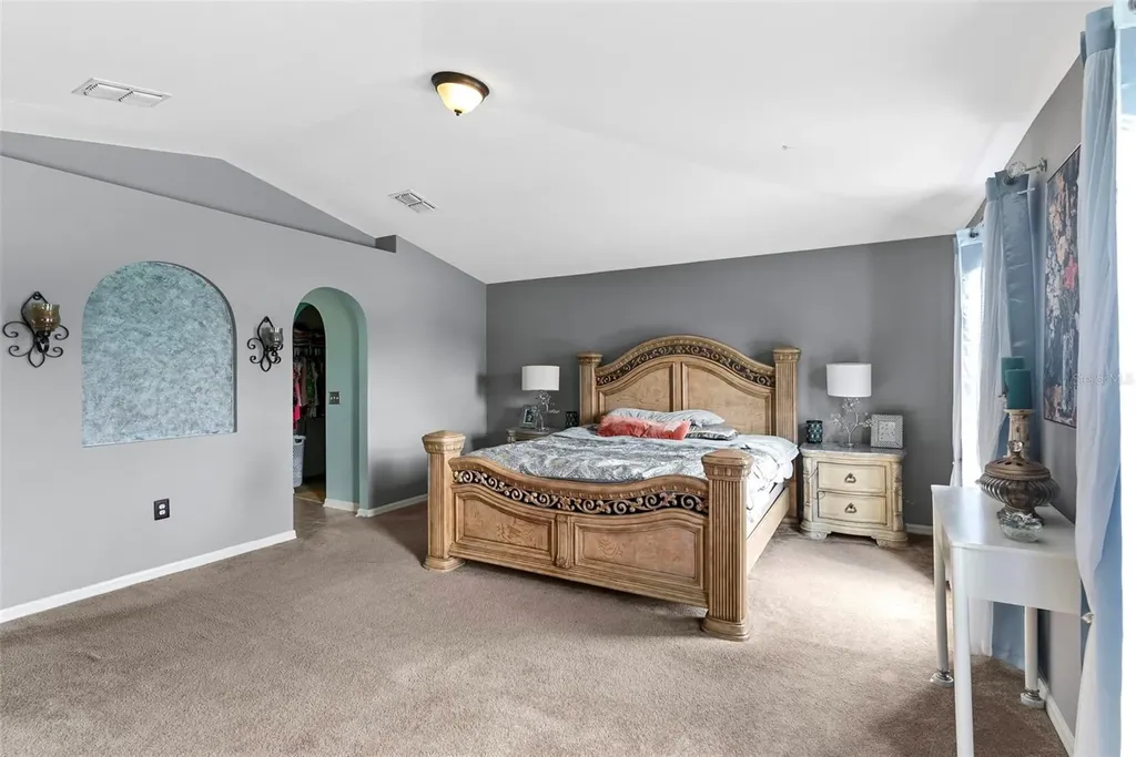 132 Vista View Avenue Eagle Lake FL 33839