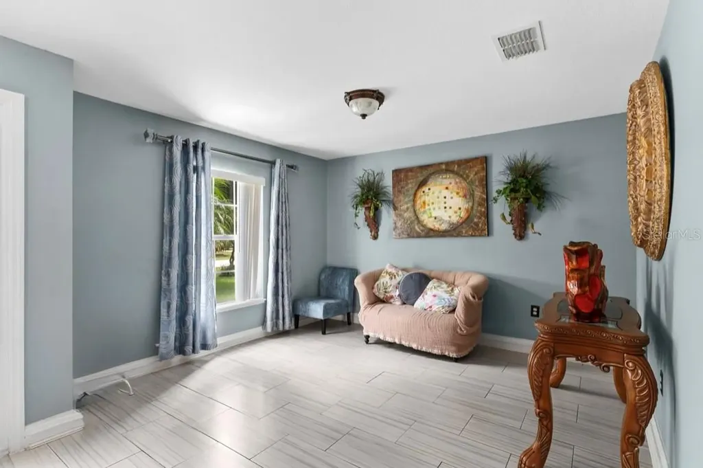 132 Vista View Avenue Eagle Lake FL 33839