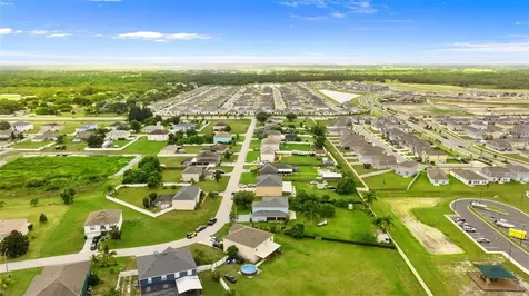 132 Vista View Avenue Eagle Lake FL 33839