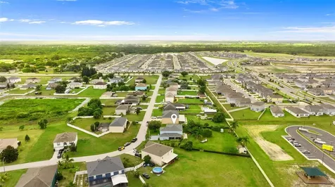 132 Vista View Avenue Eagle Lake FL 33839