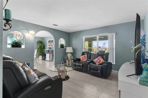 132 Vista View Avenue Eagle Lake FL 33839
