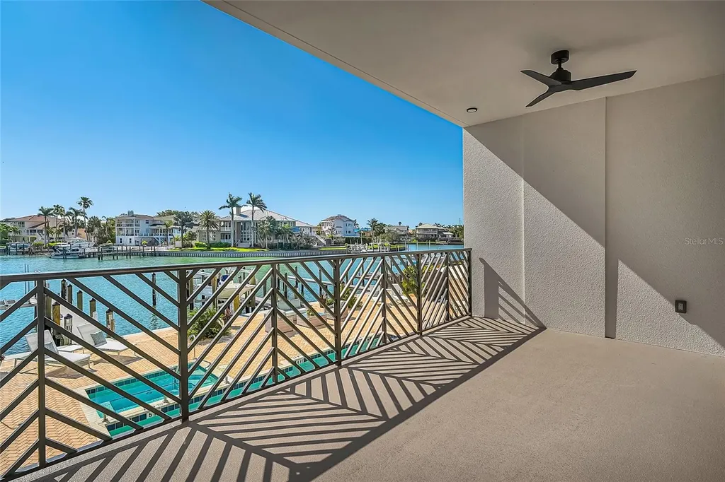 455 Pinellas Bayway S Tierra Verde FL 33715