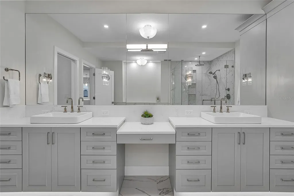 455 Pinellas Bayway S Tierra Verde FL 33715