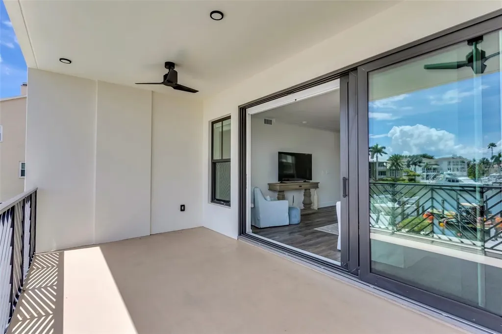 455 Pinellas Bayway S Tierra Verde FL 33715
