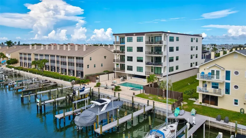 455 Pinellas Bayway S Tierra Verde FL 33715