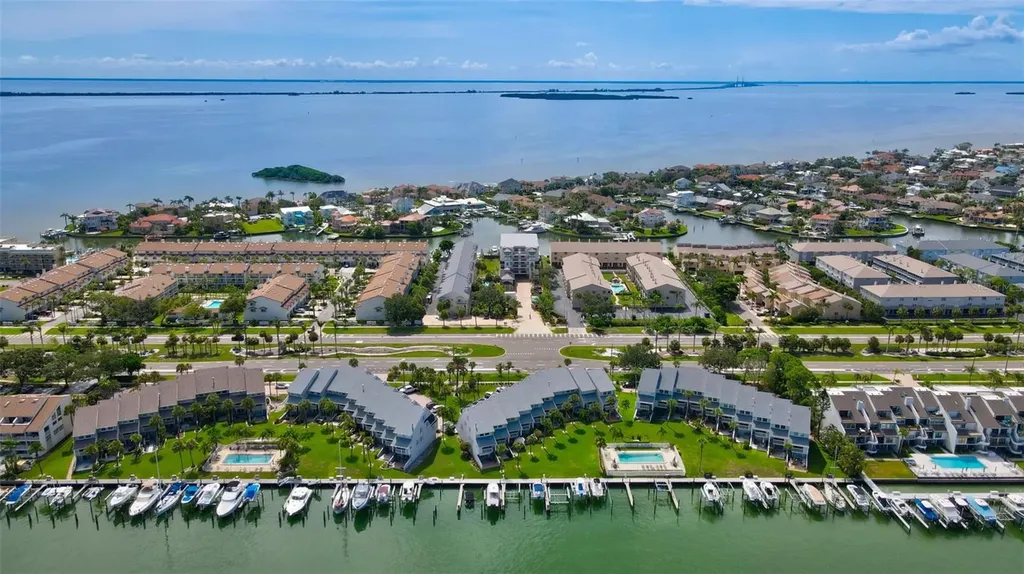 455 Pinellas Bayway S Tierra Verde FL 33715