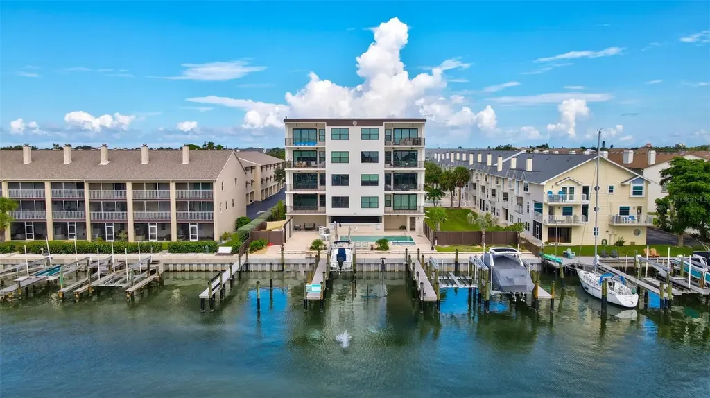 455 Pinellas Bayway S Tierra Verde FL 33715