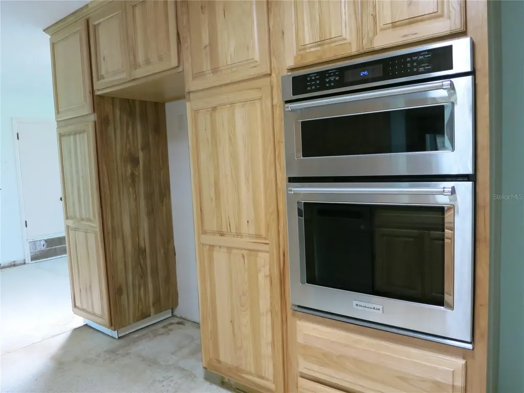 3896 N Seminole Point Crystal River FL 34428