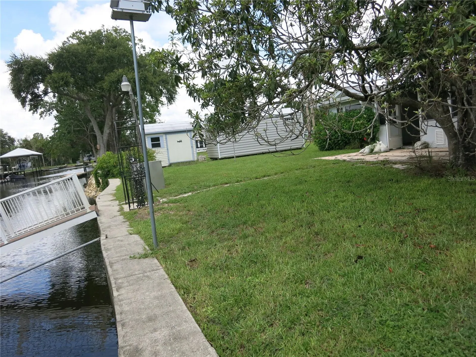 3896 N Seminole Point Crystal River FL 34428