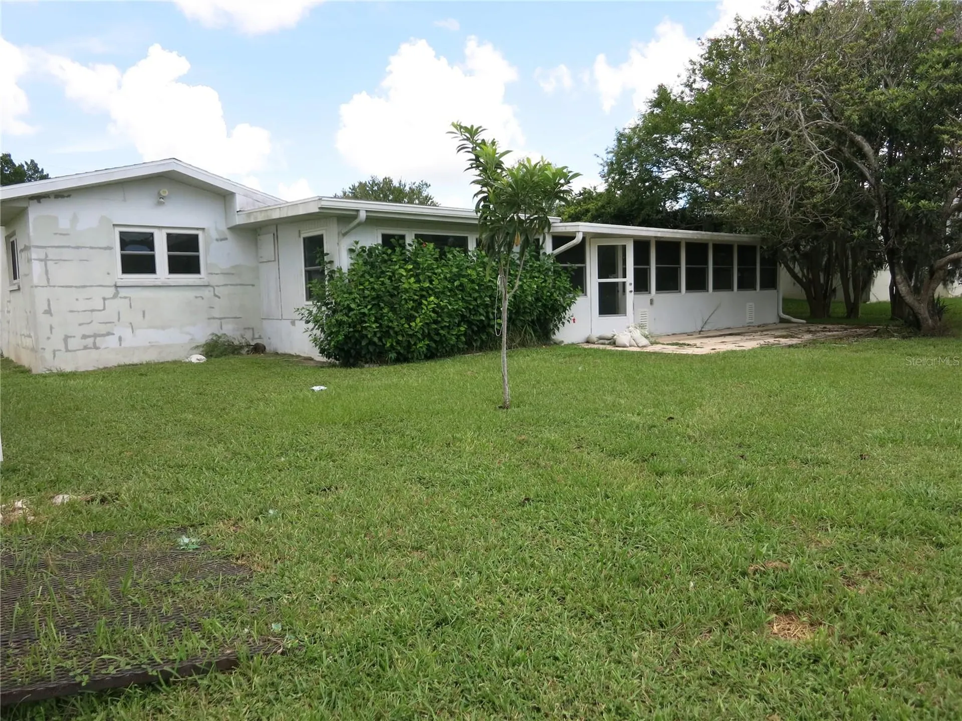 3896 N Seminole Point Crystal River FL 34428