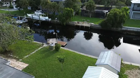 3896 N Seminole Point Crystal River FL 34428