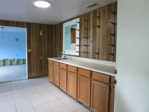 3896 N Seminole Point Crystal River FL 34428
