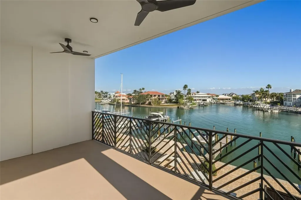 455 Pinellas Bayway S Tierra Verde FL 33715