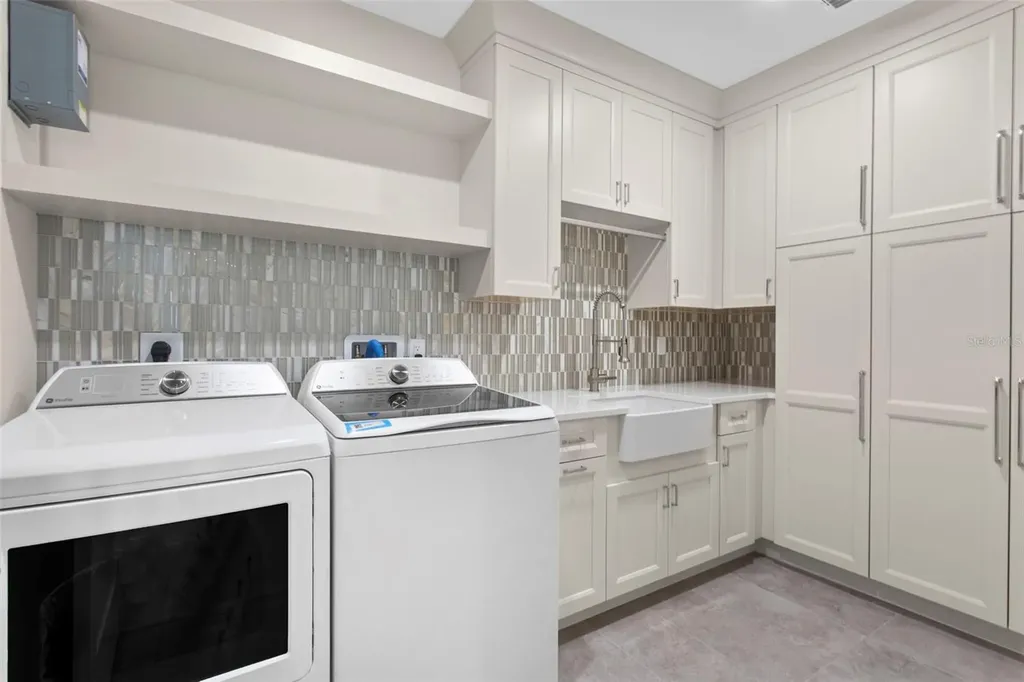 455 Pinellas Bayway S Tierra Verde FL 33715