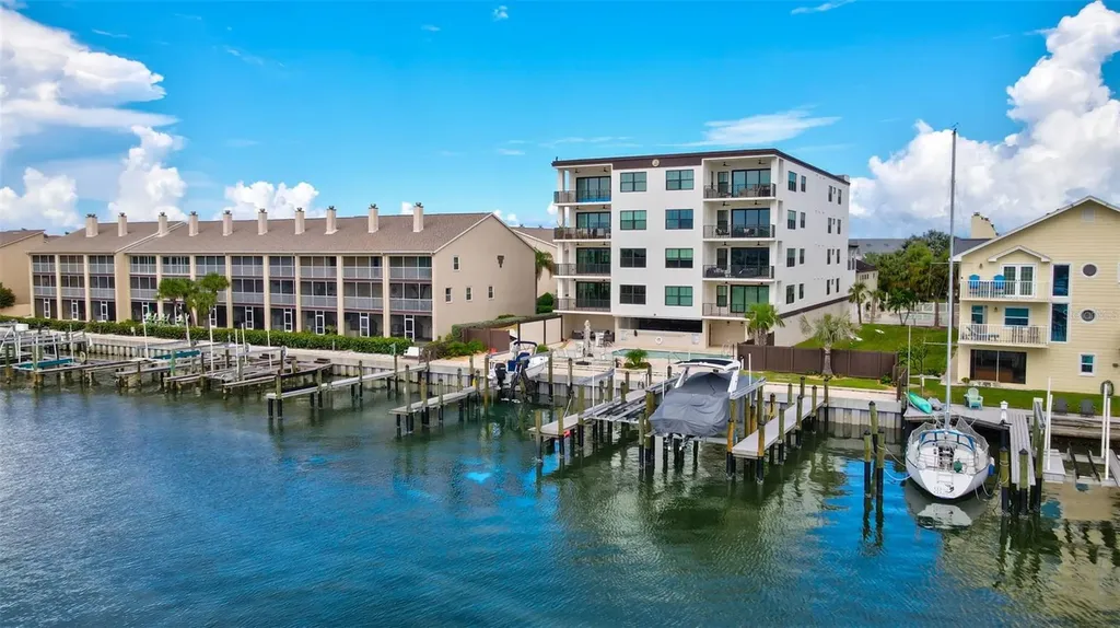 455 Pinellas Bayway S Tierra Verde FL 33715