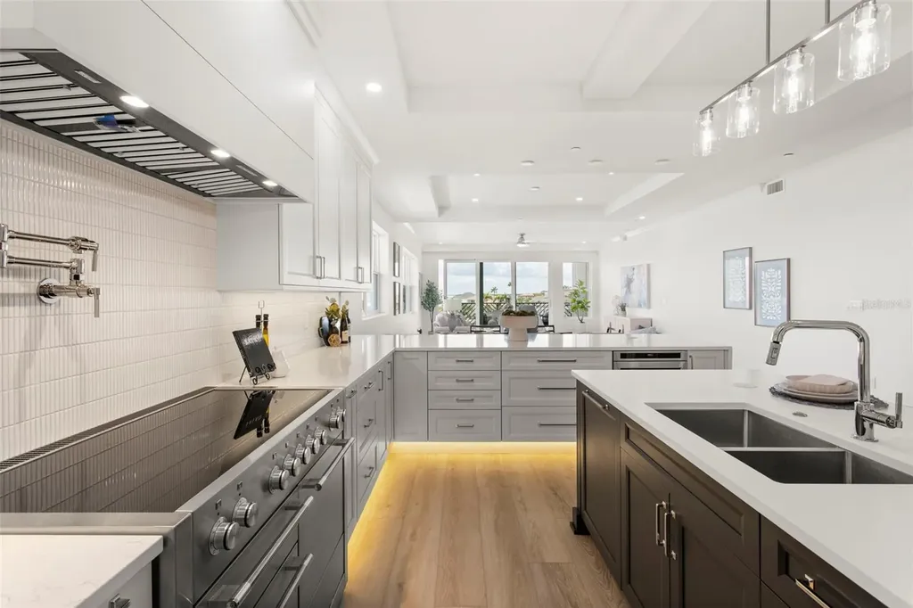 455 Pinellas Bayway S Tierra Verde FL 33715