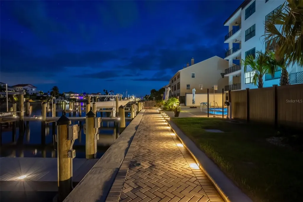 455 Pinellas Bayway S Tierra Verde FL 33715