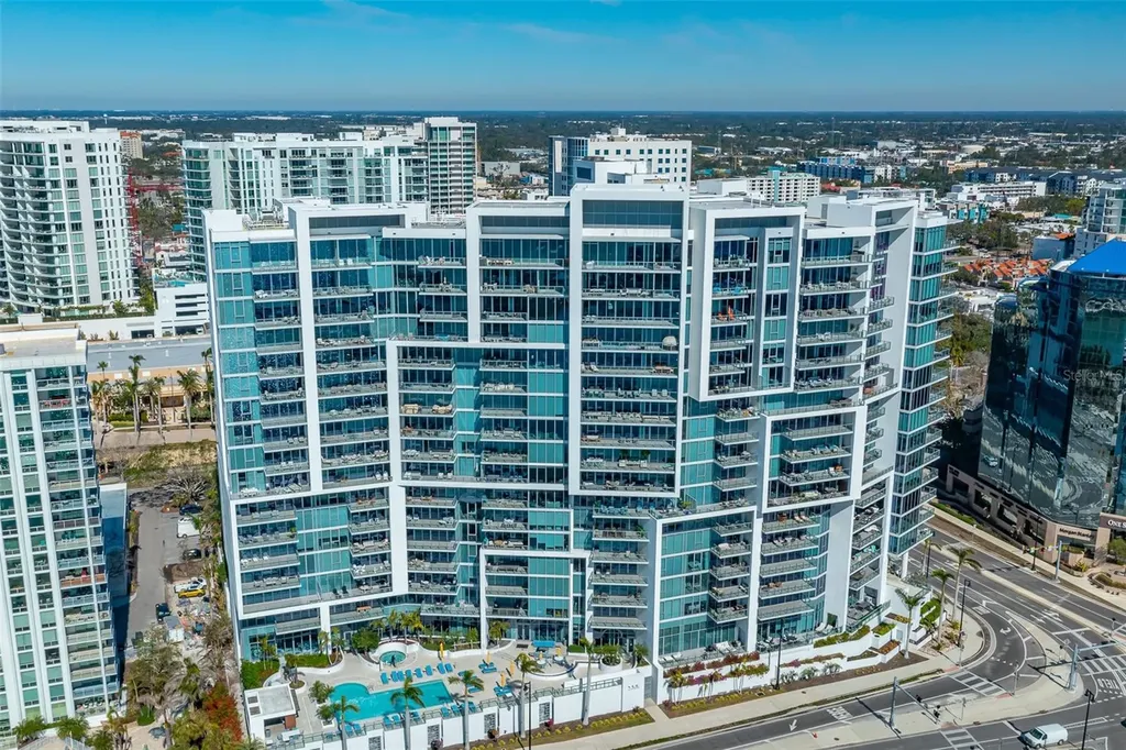 1155 N Gulfstream Avenue Sarasota FL 34236