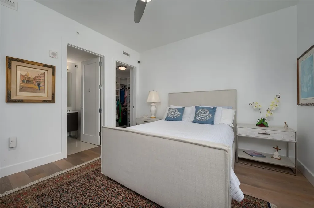1155 N Gulfstream Avenue Sarasota FL 34236