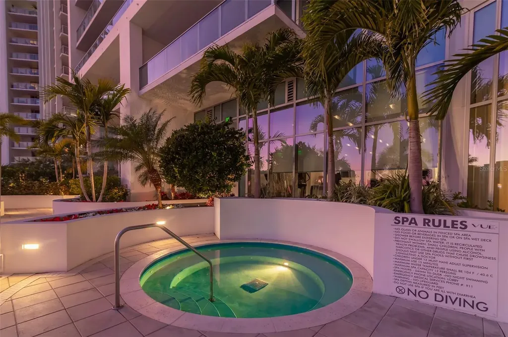 1155 N Gulfstream Avenue Sarasota FL 34236