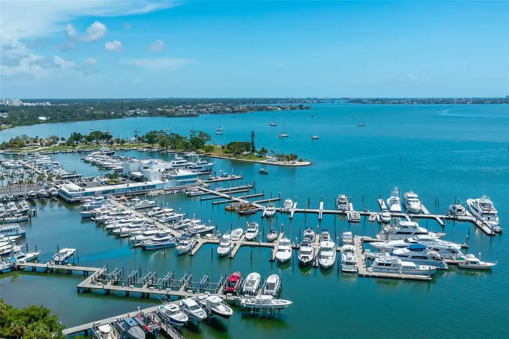 1155 N Gulfstream Avenue Sarasota FL 34236