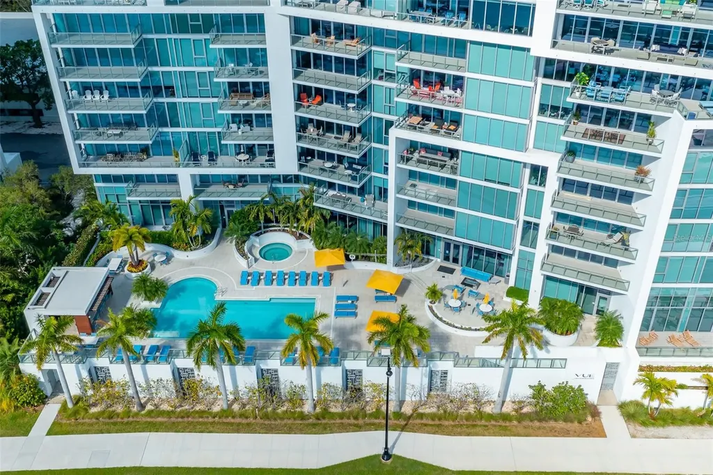 1155 N Gulfstream Avenue Sarasota FL 34236
