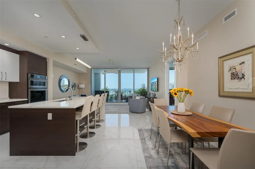 1155 N Gulfstream Avenue Sarasota FL 34236