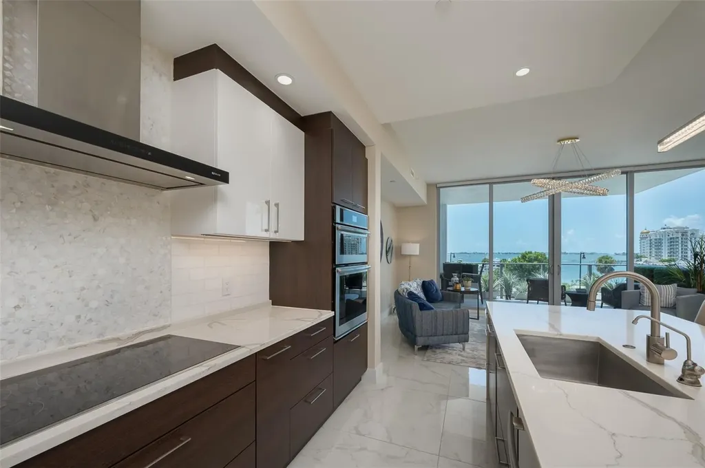 1155 N Gulfstream Avenue Sarasota FL 34236