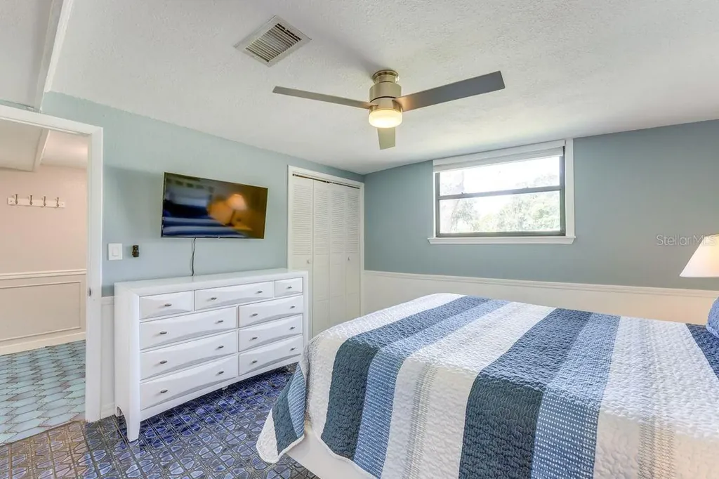 900 N Harbor Terrace Tavares FL 32778