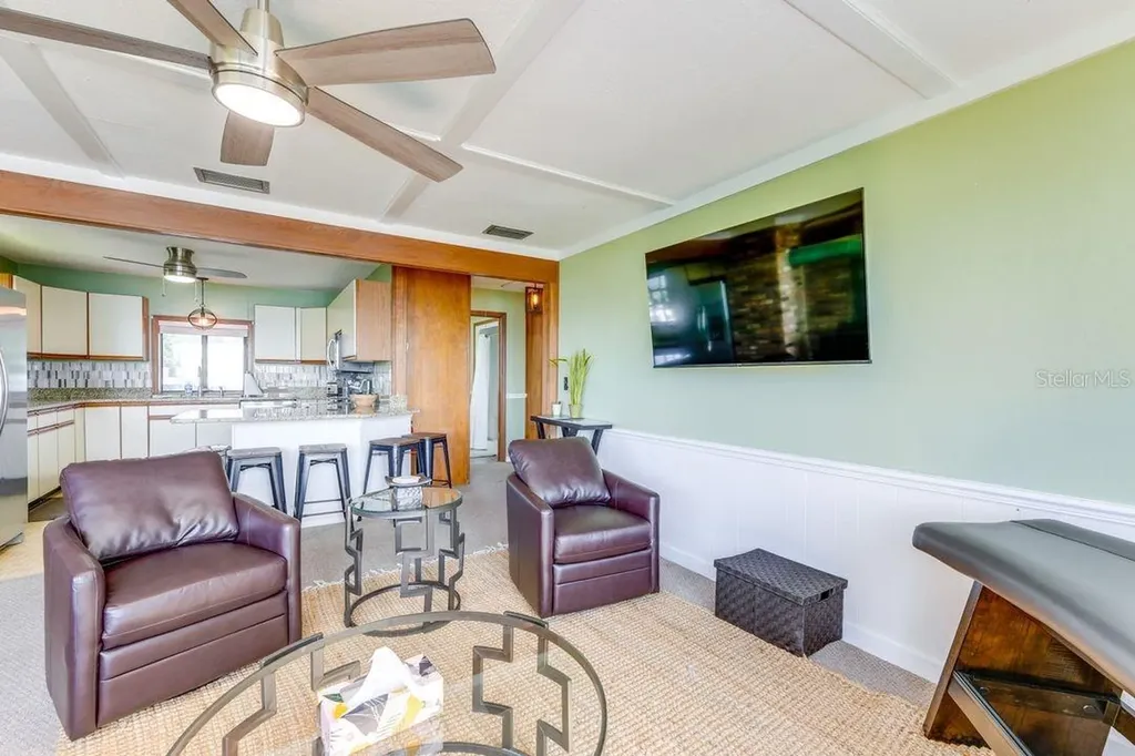 900 N Harbor Terrace Tavares FL 32778