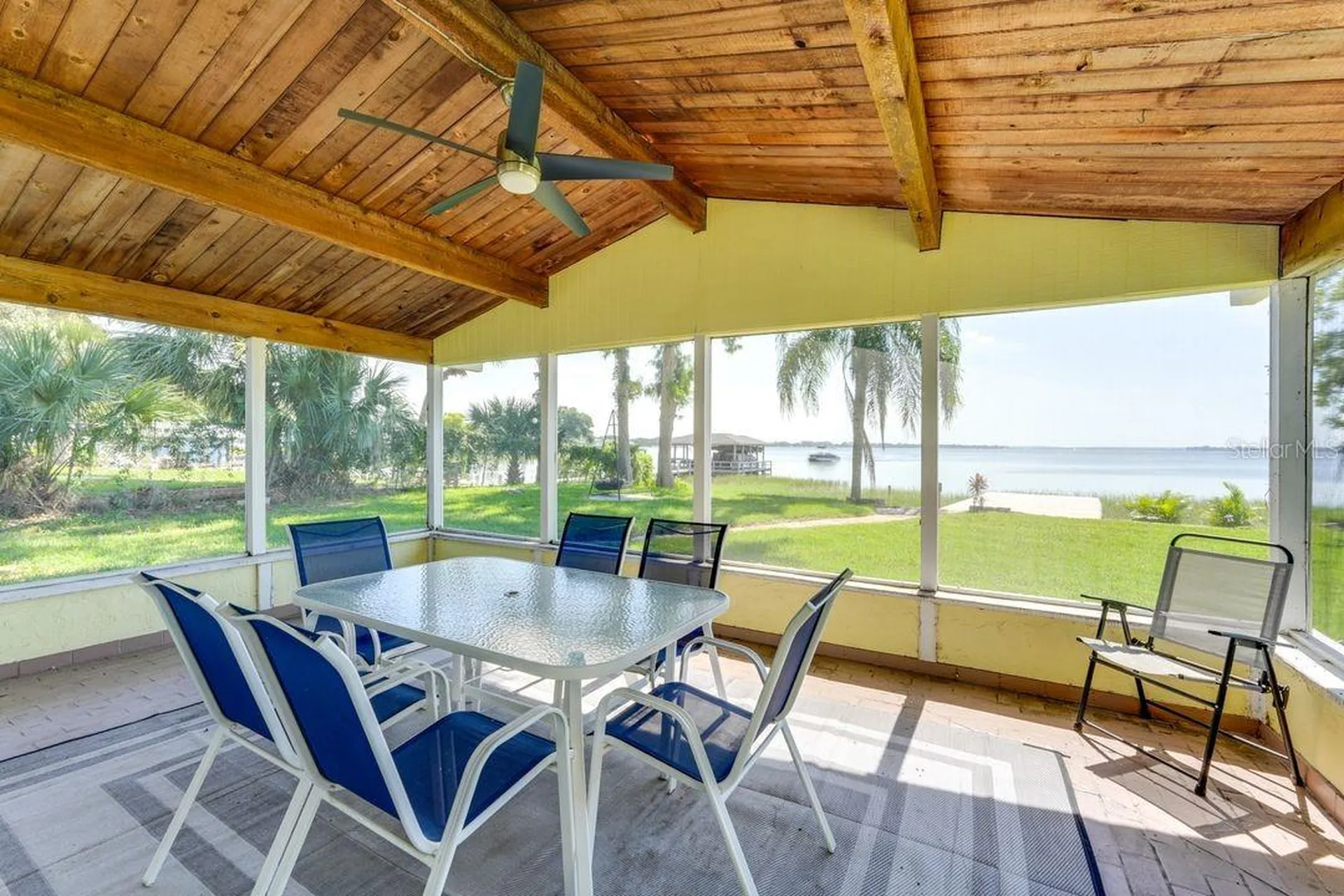 900 N Harbor Terrace Tavares FL 32778