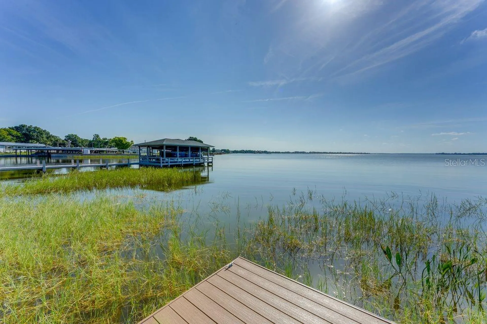 900 N Harbor Terrace Tavares FL 32778