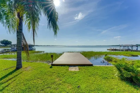 900 N Harbor Terrace Tavares FL 32778