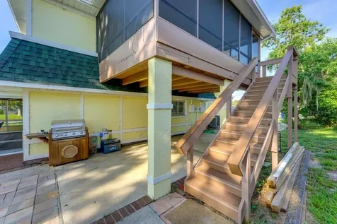 900 N Harbor Terrace Tavares FL 32778