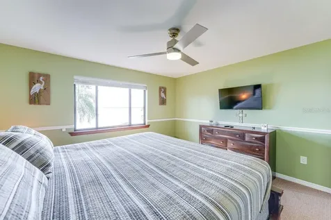 900 N Harbor Terrace Tavares FL 32778