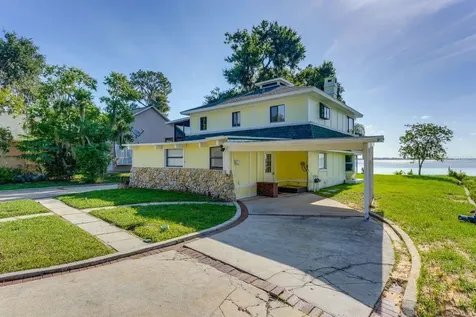 900 N Harbor Terrace Tavares FL 32778