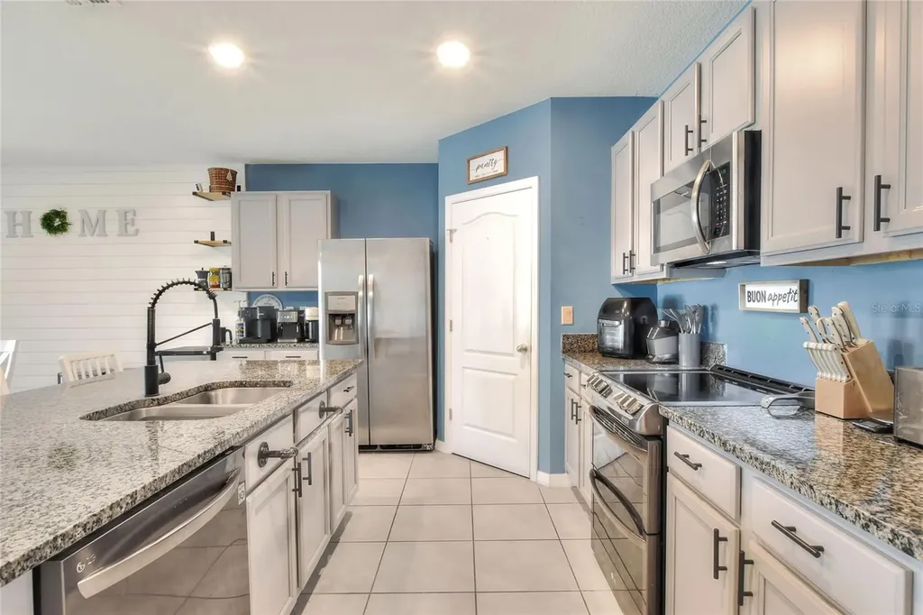 1829 Pristine Loop Lakeland FL 33811