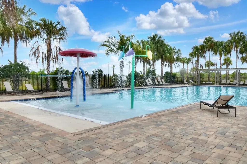 1829 Pristine Loop Lakeland FL 33811